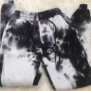 Rue 21 tie dye joggers